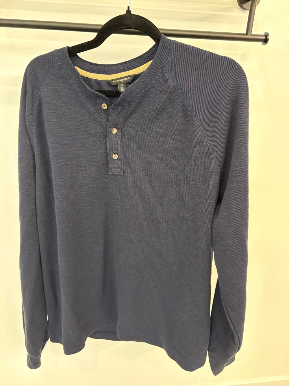 Banana Republic Men's Navy Blue Henley Long-Sleeve Shirt